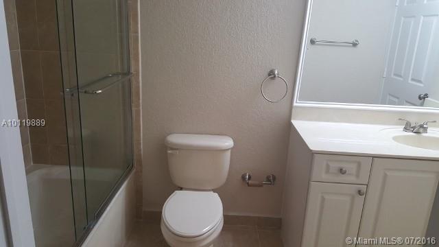 Galloway Lakefront Condo - Residential Lease