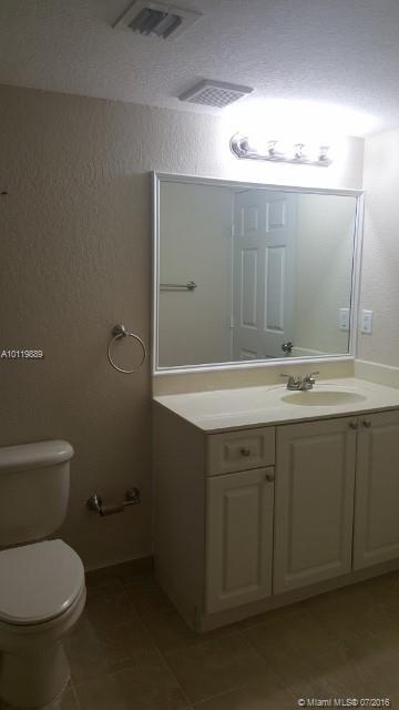 Galloway Lakefront Condo - Residential Lease