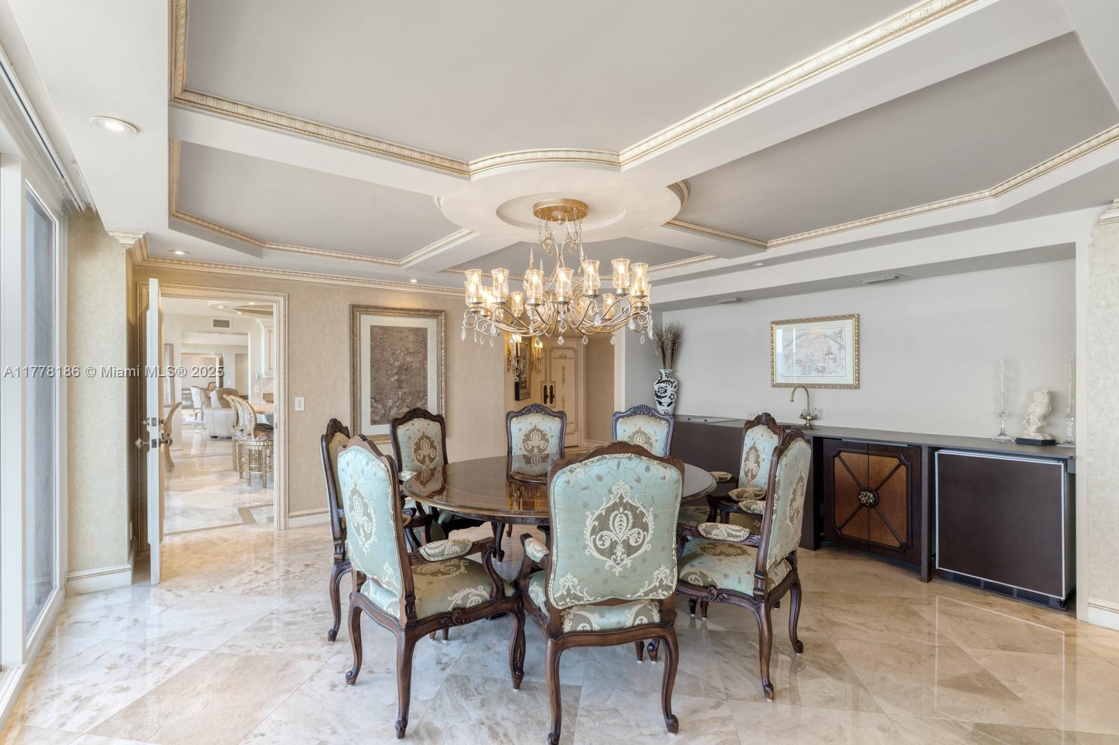 OCEANS EDGE - Residential