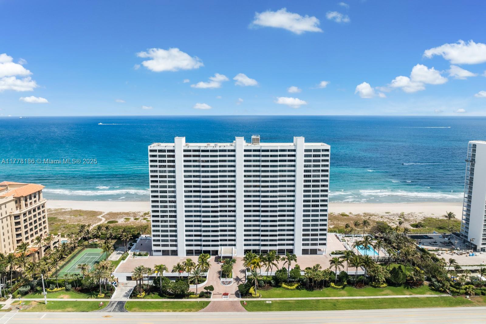 OCEANS EDGE - Residential