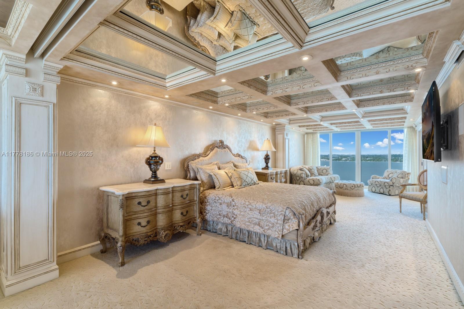 OCEANS EDGE - Residential