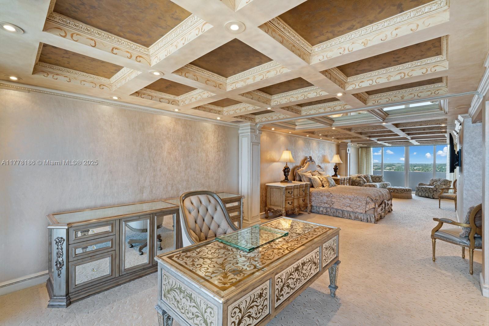 OCEANS EDGE - Residential