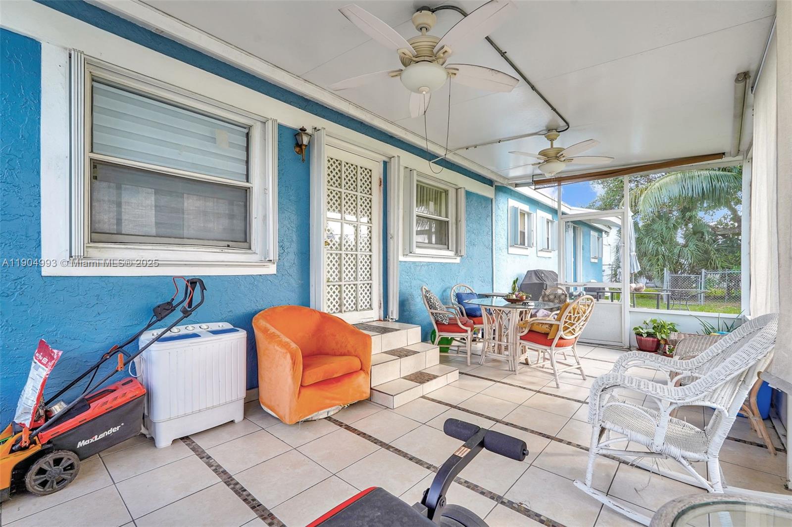 FLAMINGO VILLAGE 1ST ADD - Residential