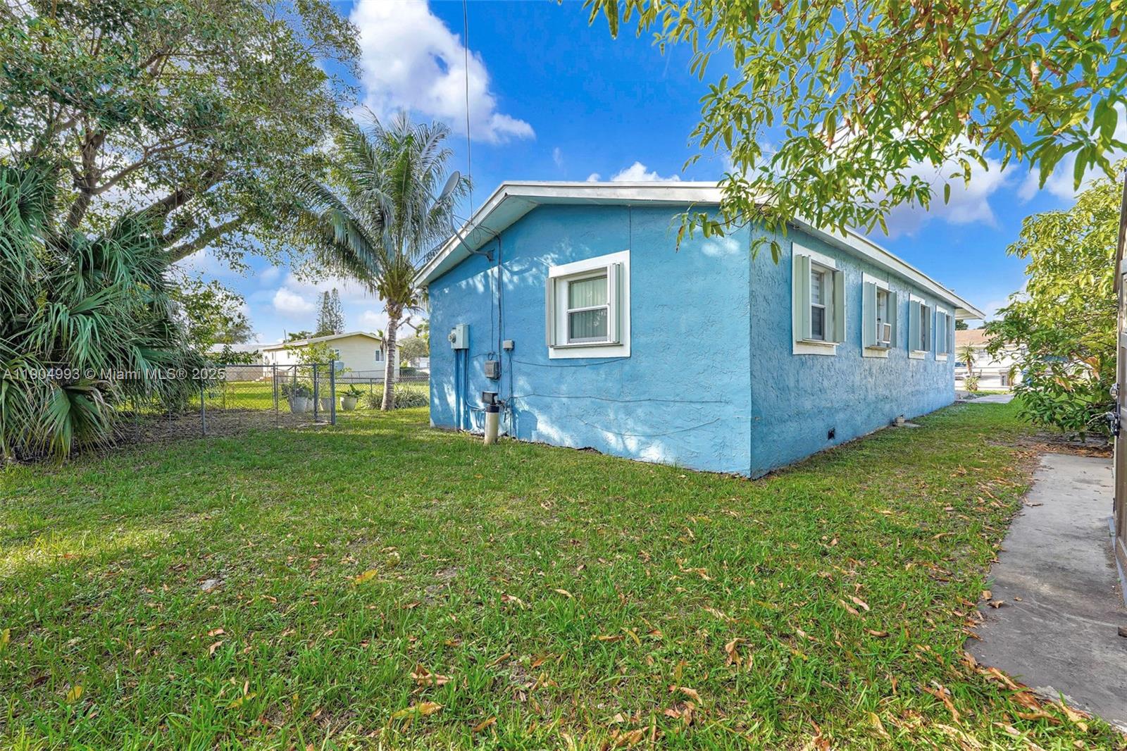 FLAMINGO VILLAGE 1ST ADD - Residential