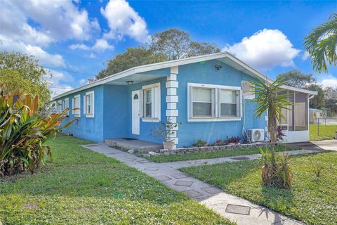 Photo of 2760 NW 23rd St, Fort Lauderdale, FL 33311 (MLS # A11904993)