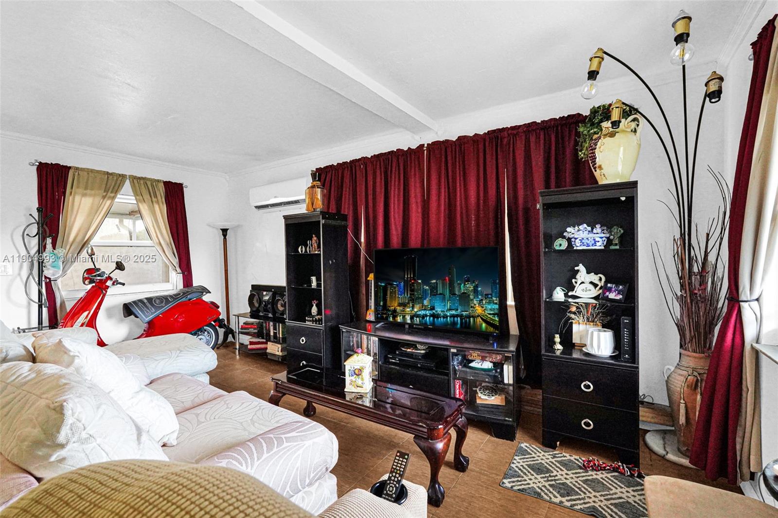 FLAMINGO VILLAGE 1ST ADD - Residential