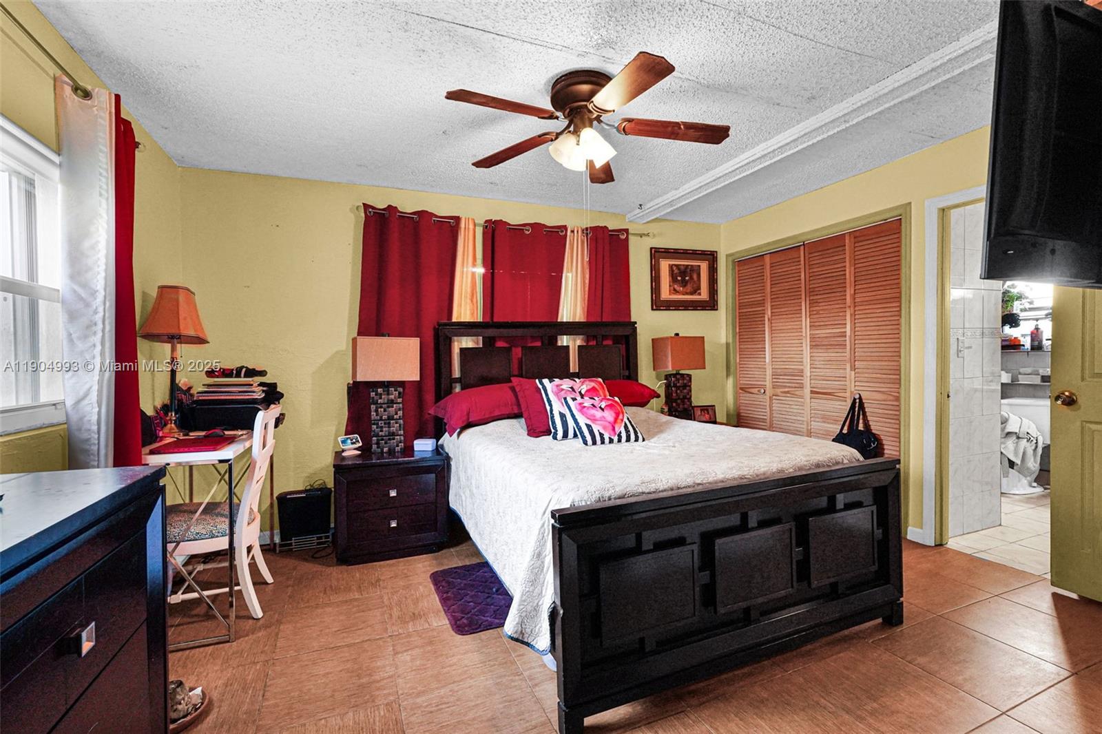 FLAMINGO VILLAGE 1ST ADD - Residential