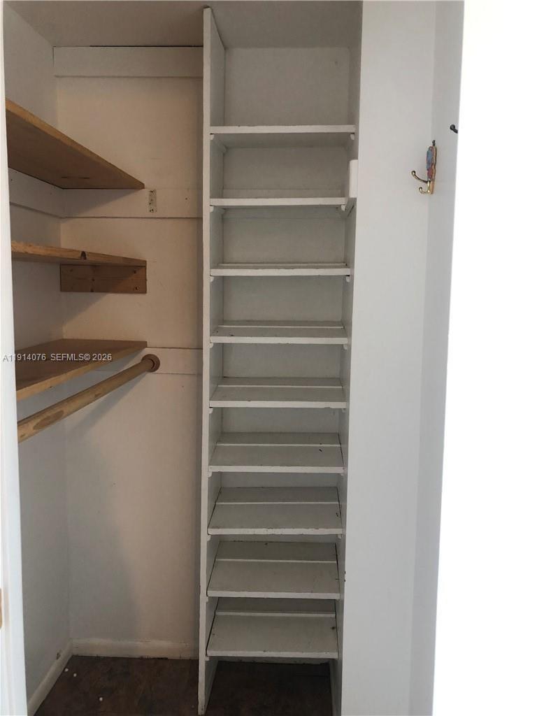 JADE WINDS GROUP-DAISY GA - Residential