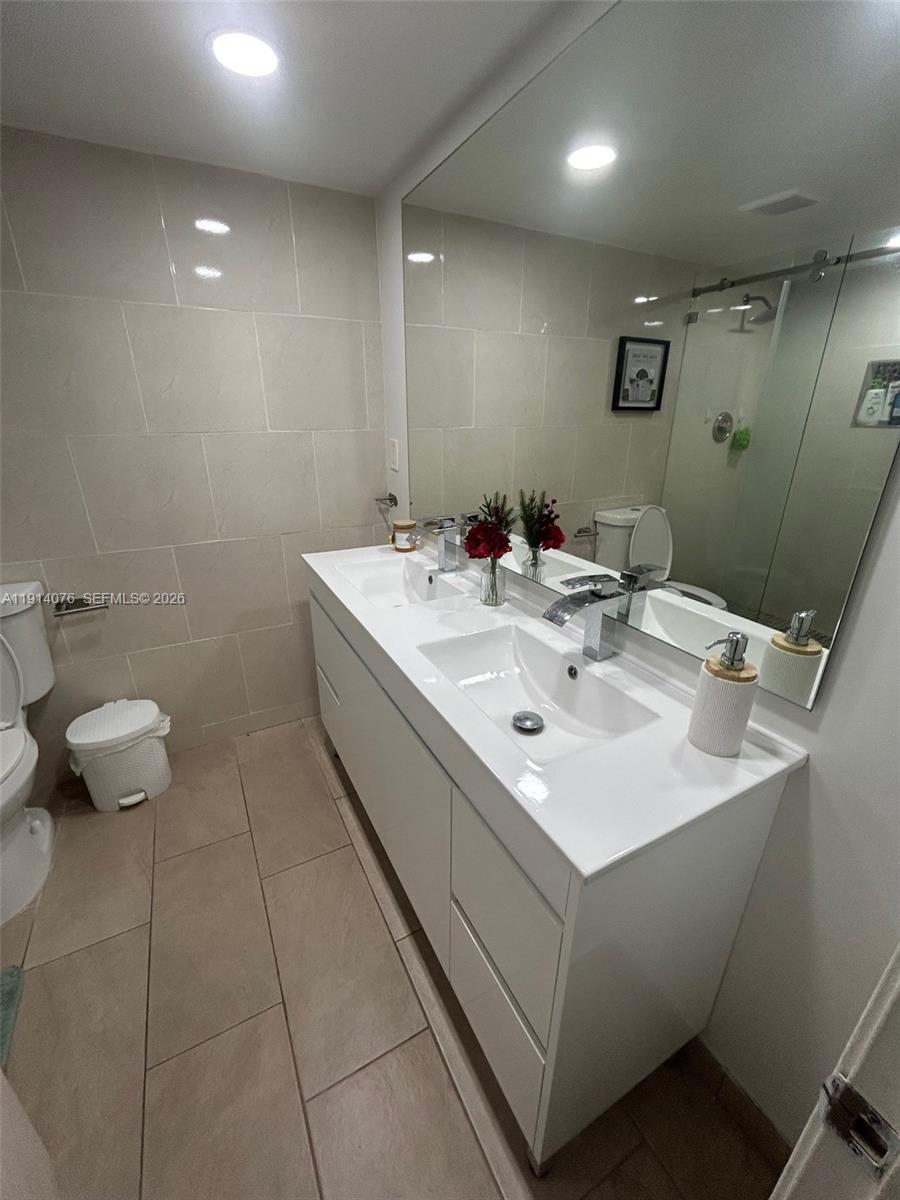 JADE WINDS GROUP-DAISY GA - Residential