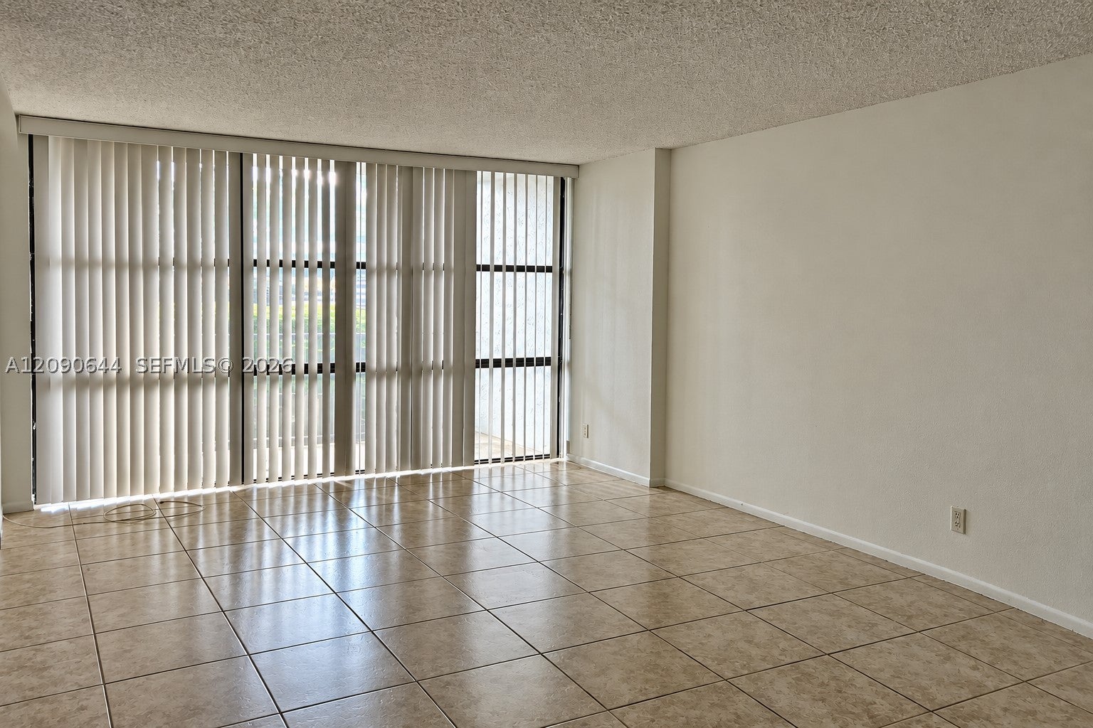 1000 Parkview Dr 124