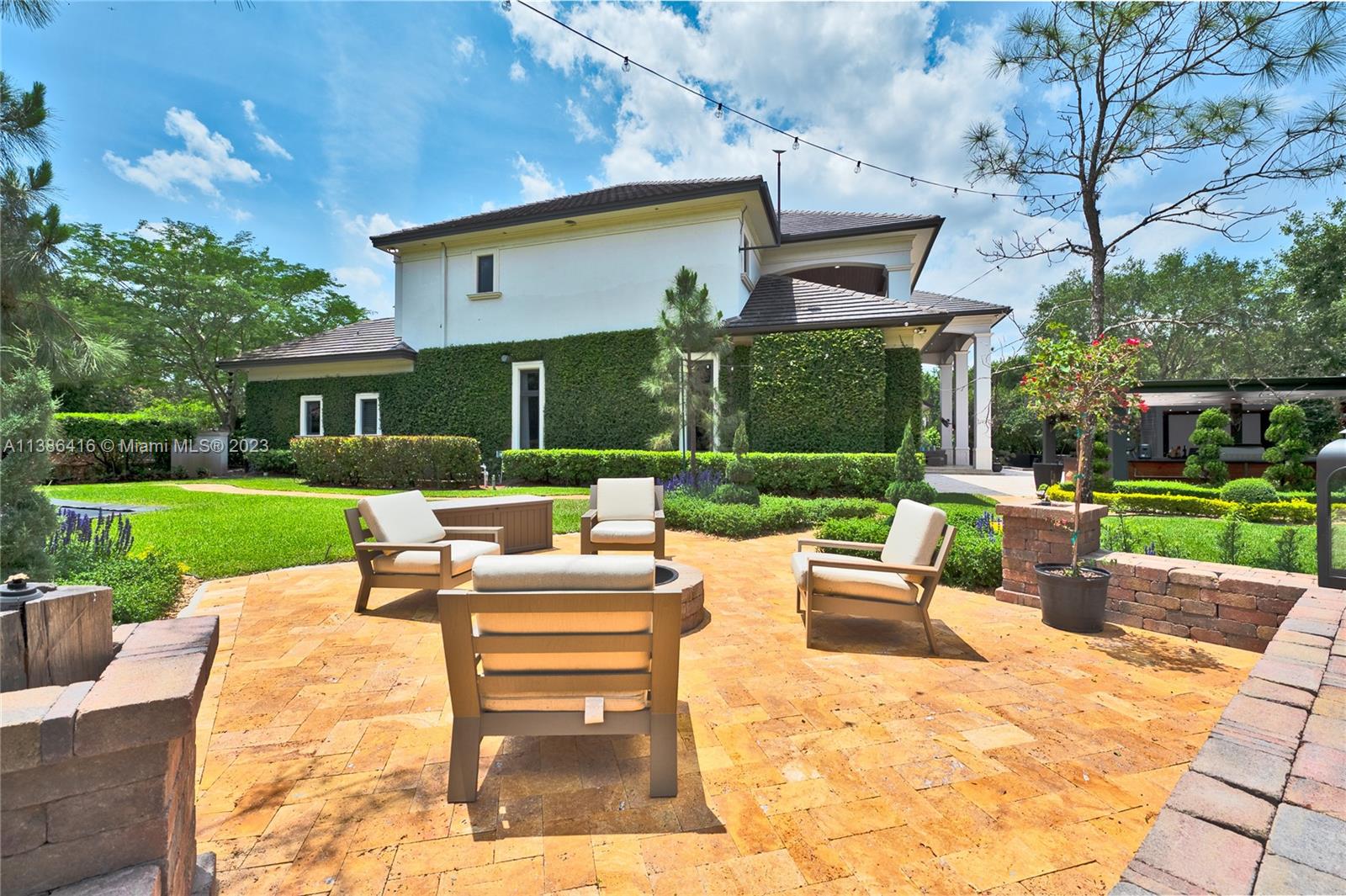 ESTATES AT SUNSHINE RANCH - Residential