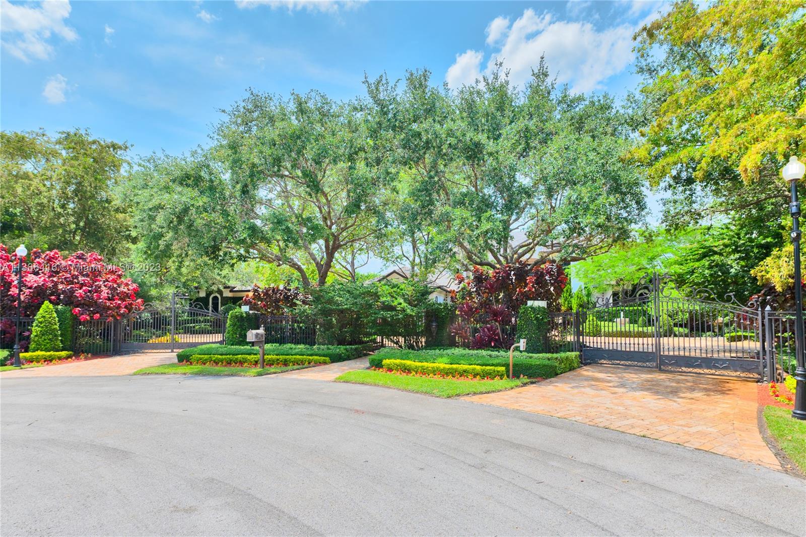 ESTATES AT SUNSHINE RANCH - Residential