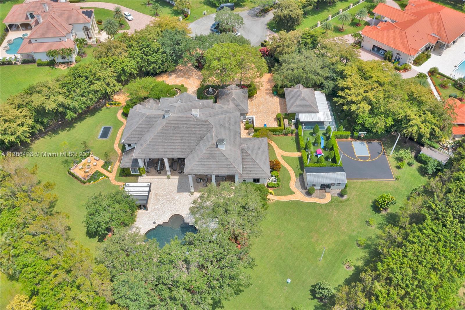 ESTATES AT SUNSHINE RANCH - Residential