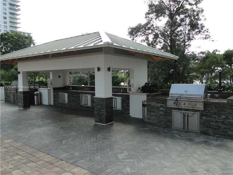 ADMIRALS PORT CONDO WEST - Residential Lease