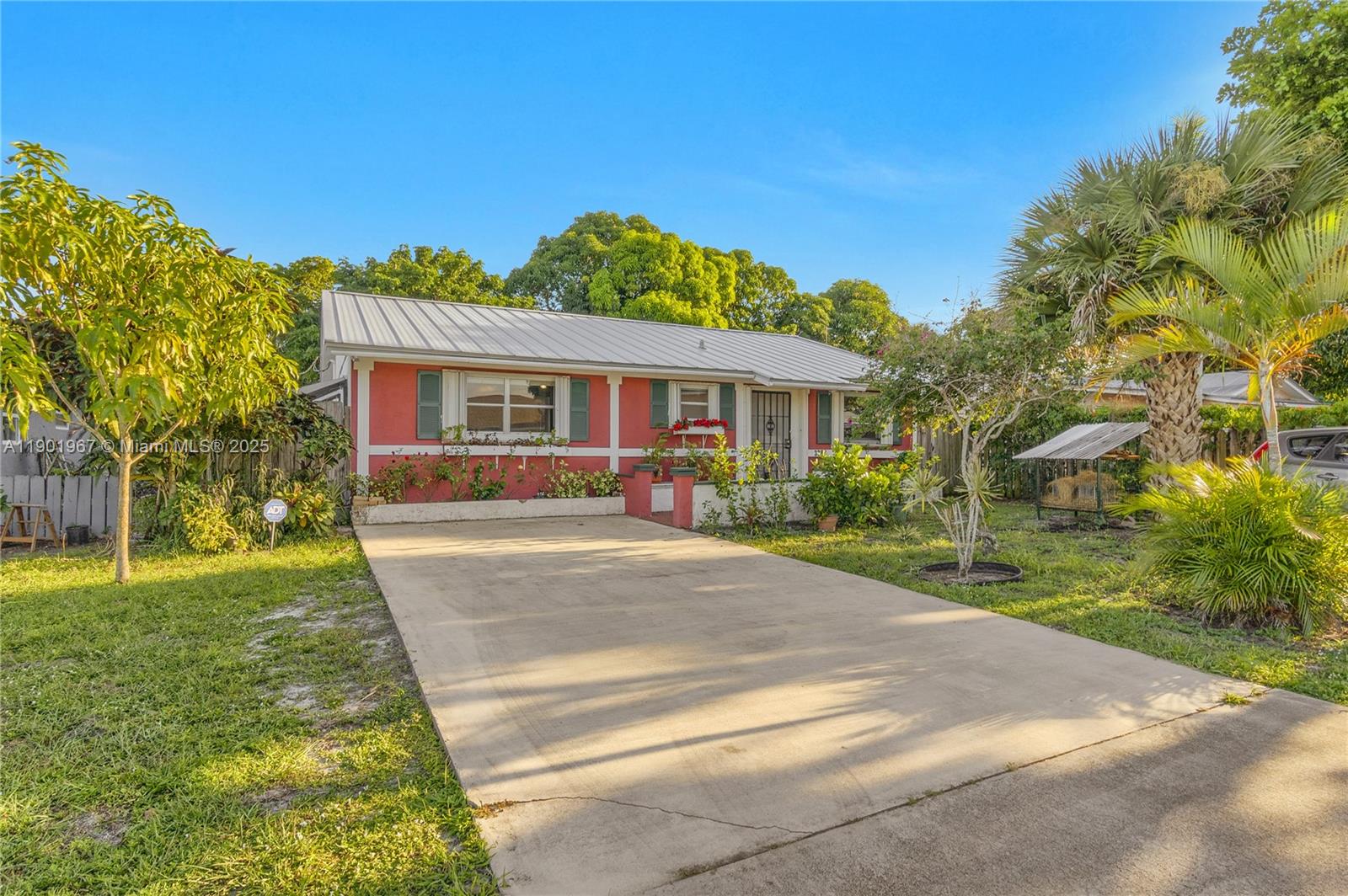 GOLDEN GATE - Residential