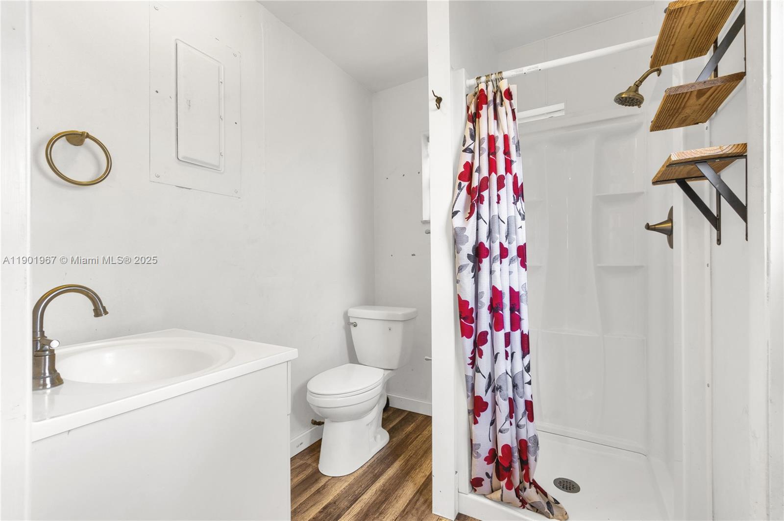 GOLDEN GATE - Residential