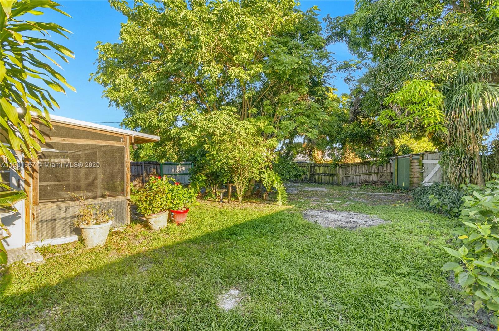 GOLDEN GATE - Residential