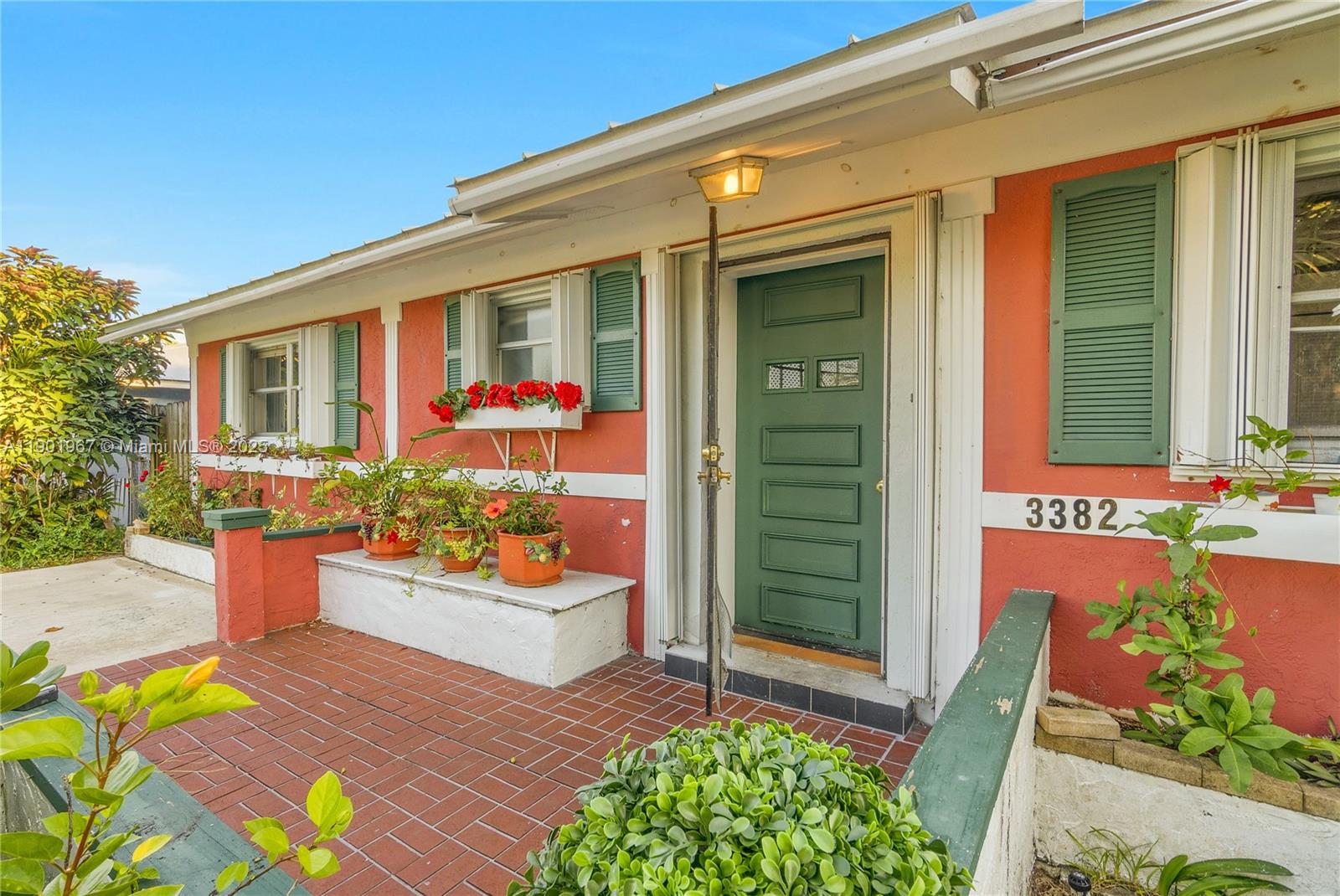 GOLDEN GATE - Residential