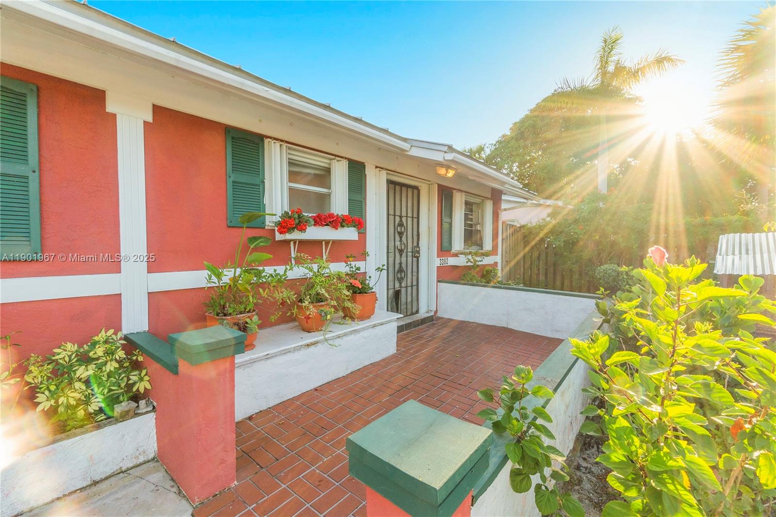 GOLDEN GATE - Residential