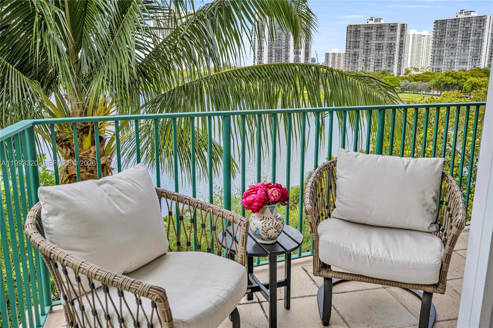 TURNBERRY VLG NO TOWER CO - Residential