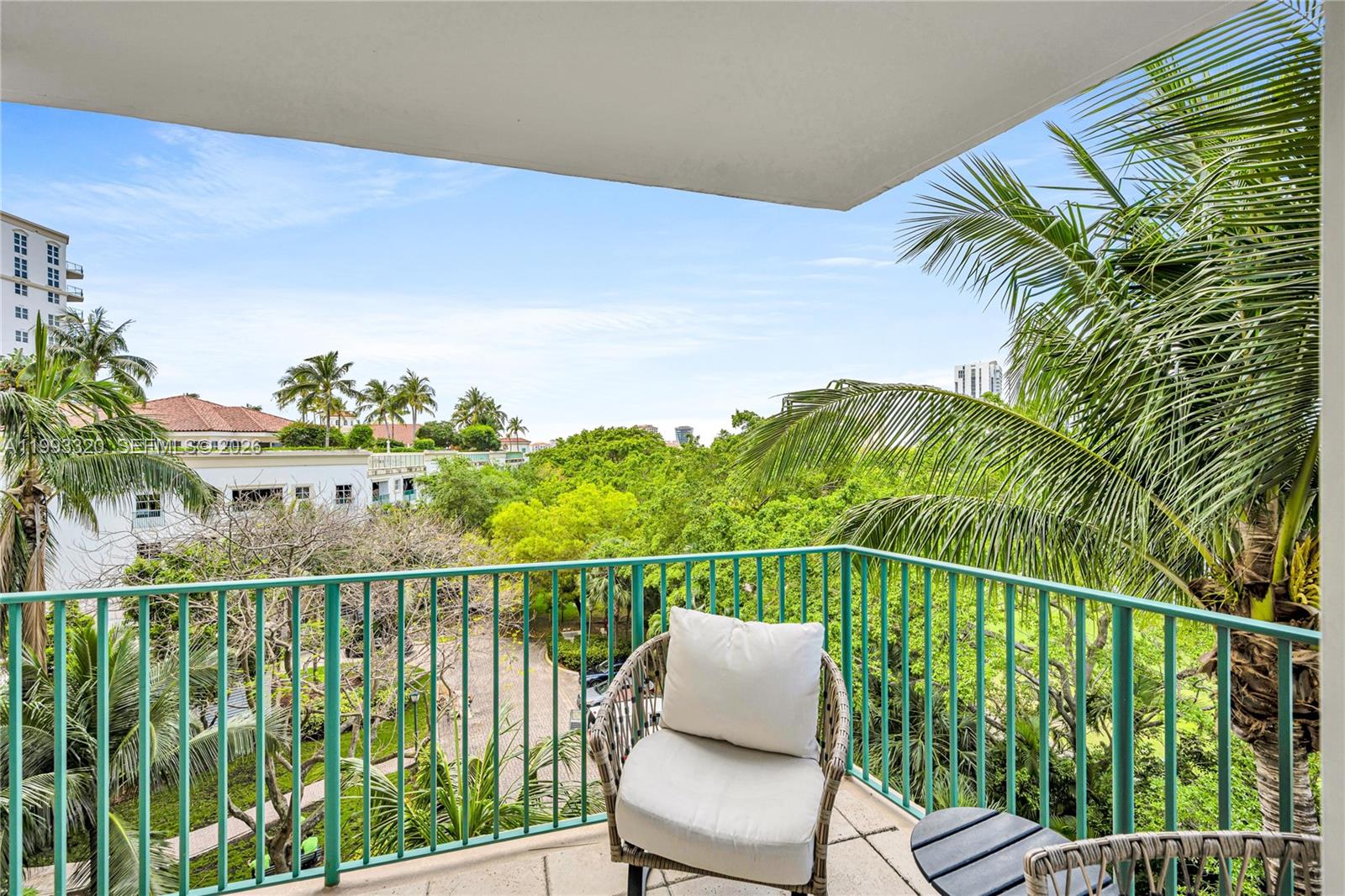 TURNBERRY VLG NO TOWER CO - Residential