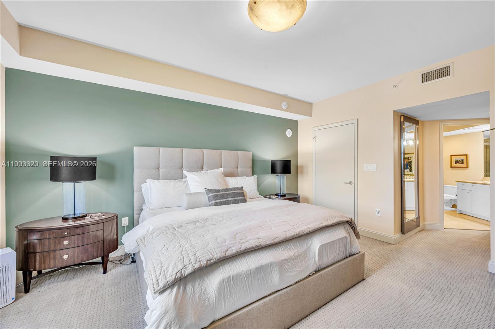 TURNBERRY VLG NO TOWER CO - Residential