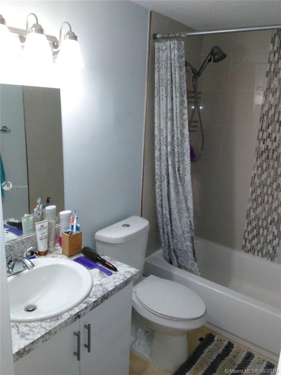 VERSAILLE GARDENS I CONDO - Residential