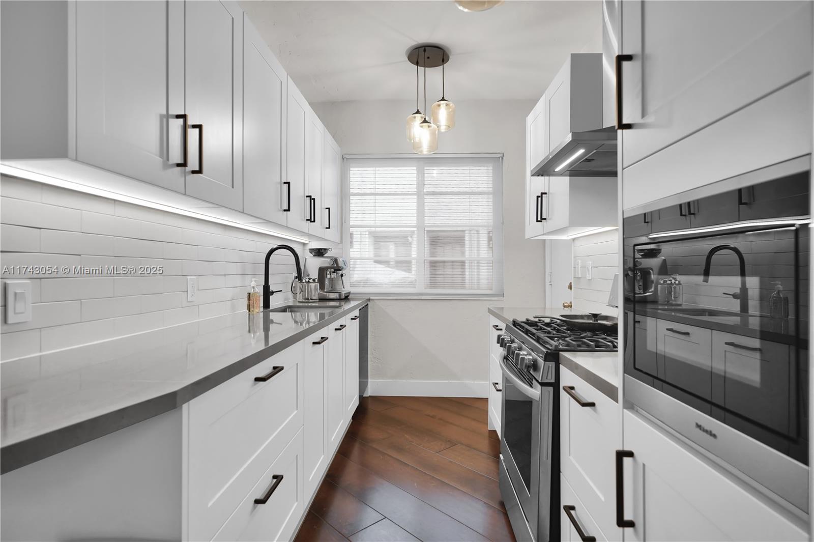 ENCLAVE ON SOUTH BEACH - Residential