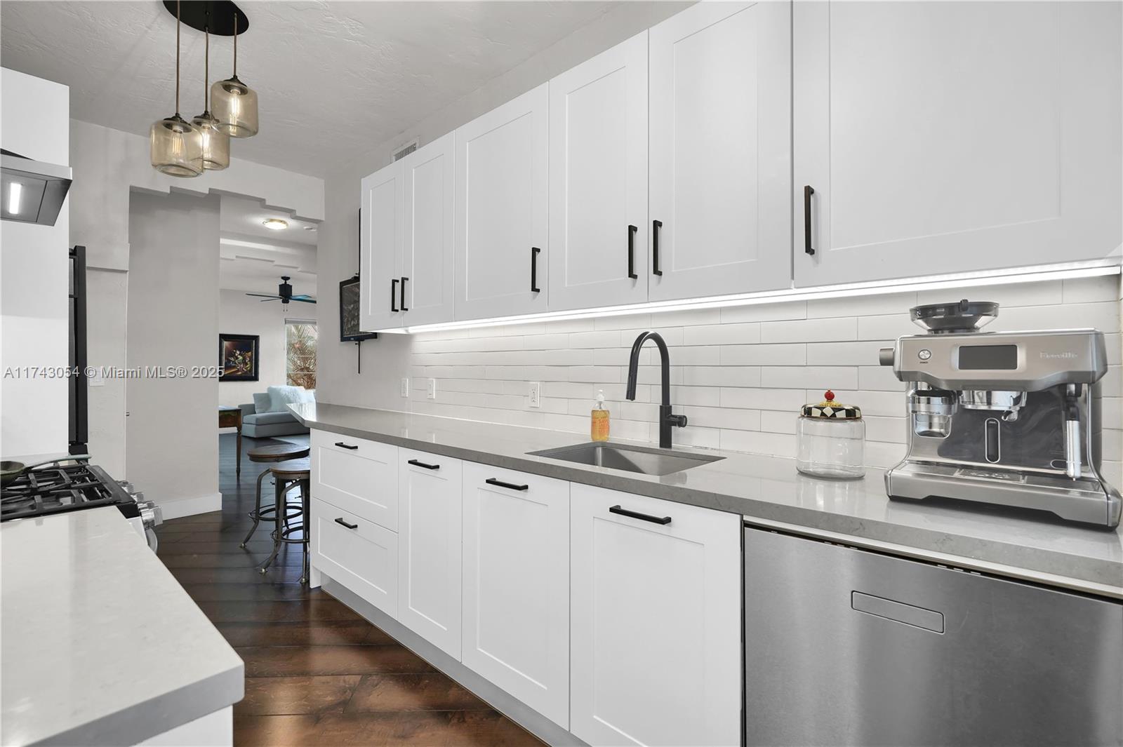 ENCLAVE ON SOUTH BEACH - Residential