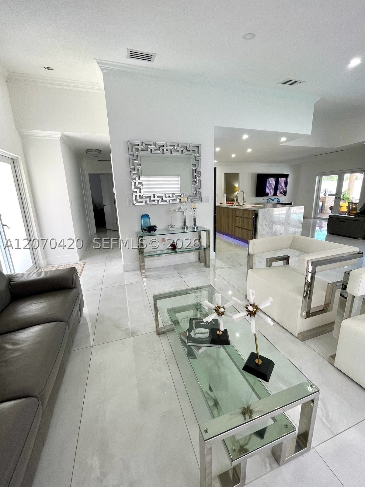 19342 SW 119th Ct, Miami FL 33177