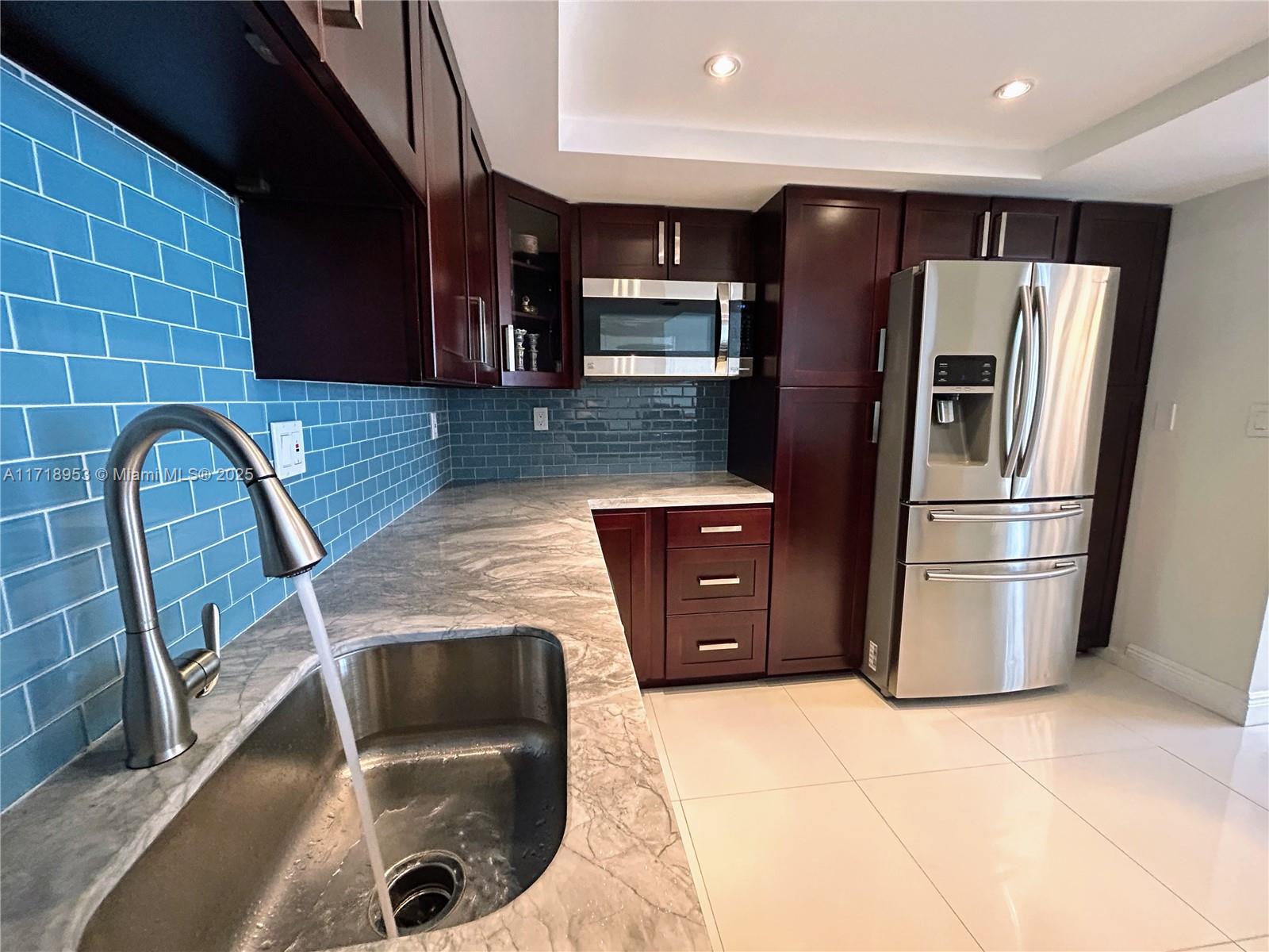 PARKER PLAZA CONDO ESTATE - Residential