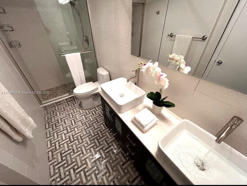 PARKER PLAZA CONDO ESTATE - Residential
