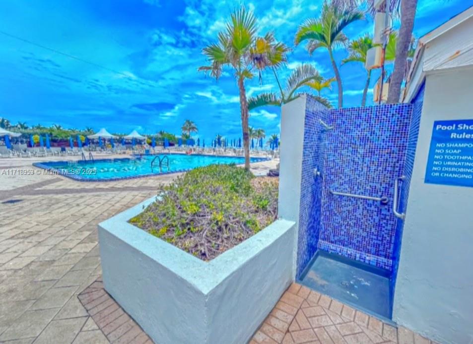 PARKER PLAZA CONDO ESTATE - Residential