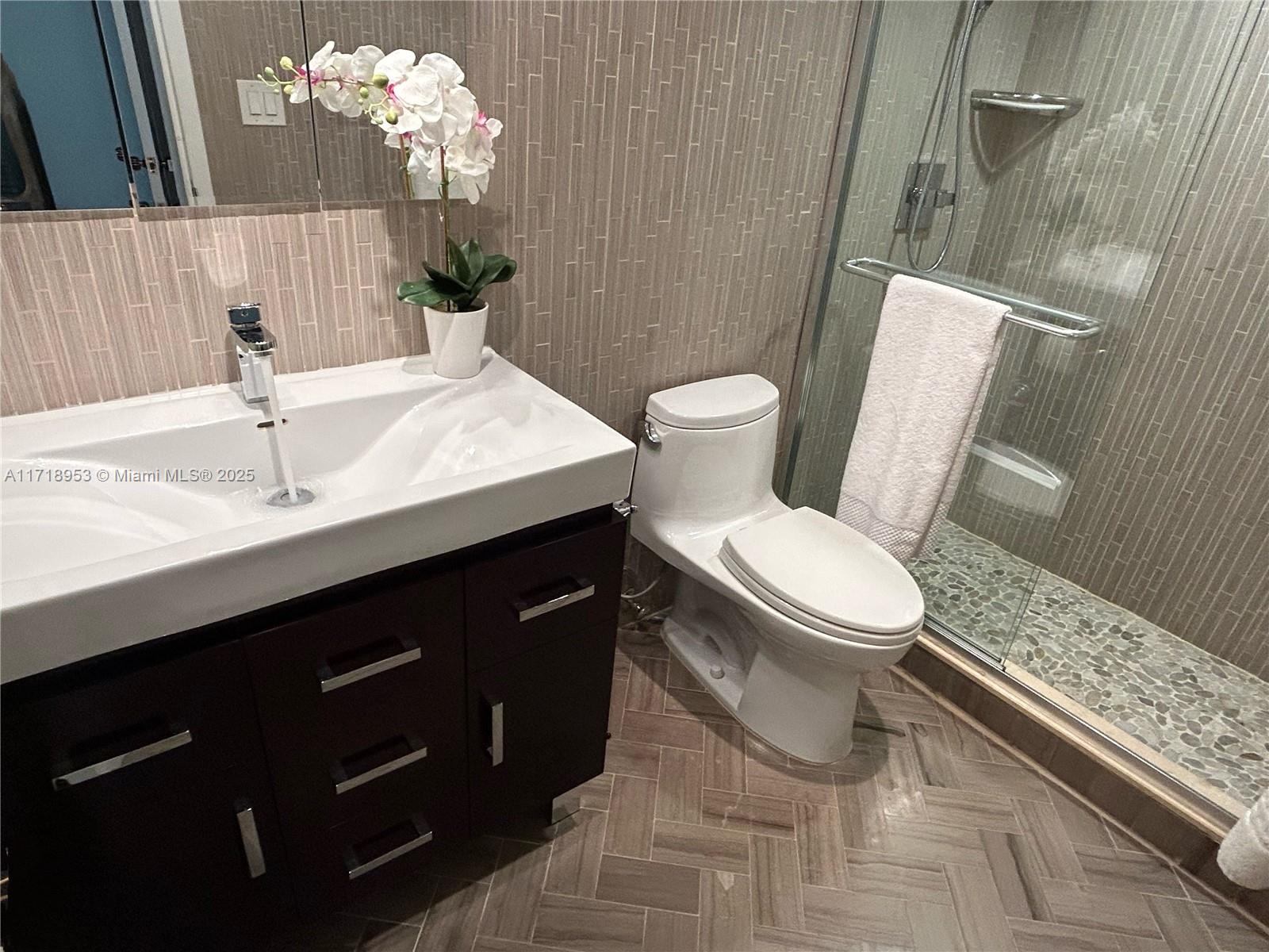 PARKER PLAZA CONDO ESTATE - Residential
