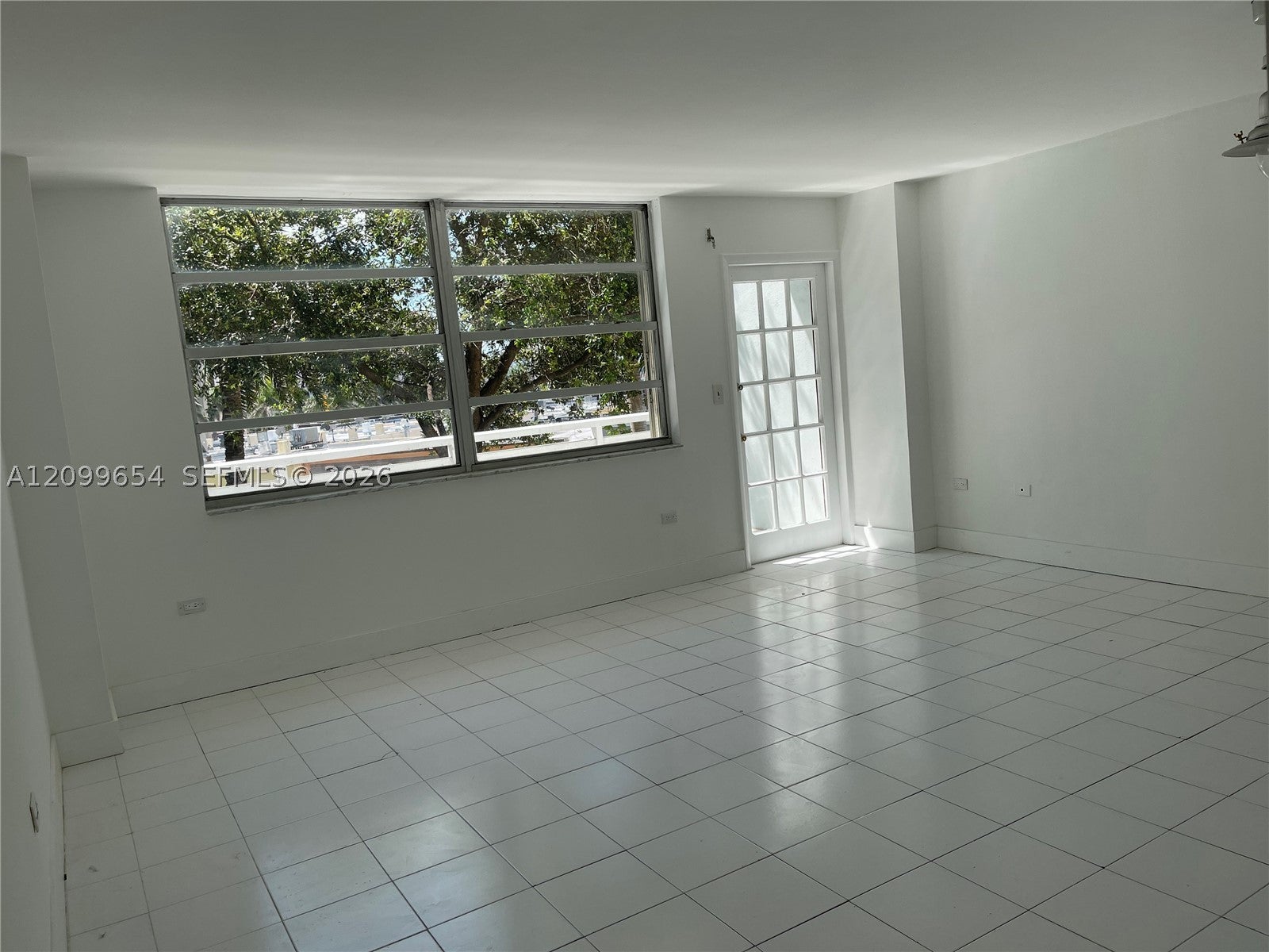 7135 Collins Ave 333