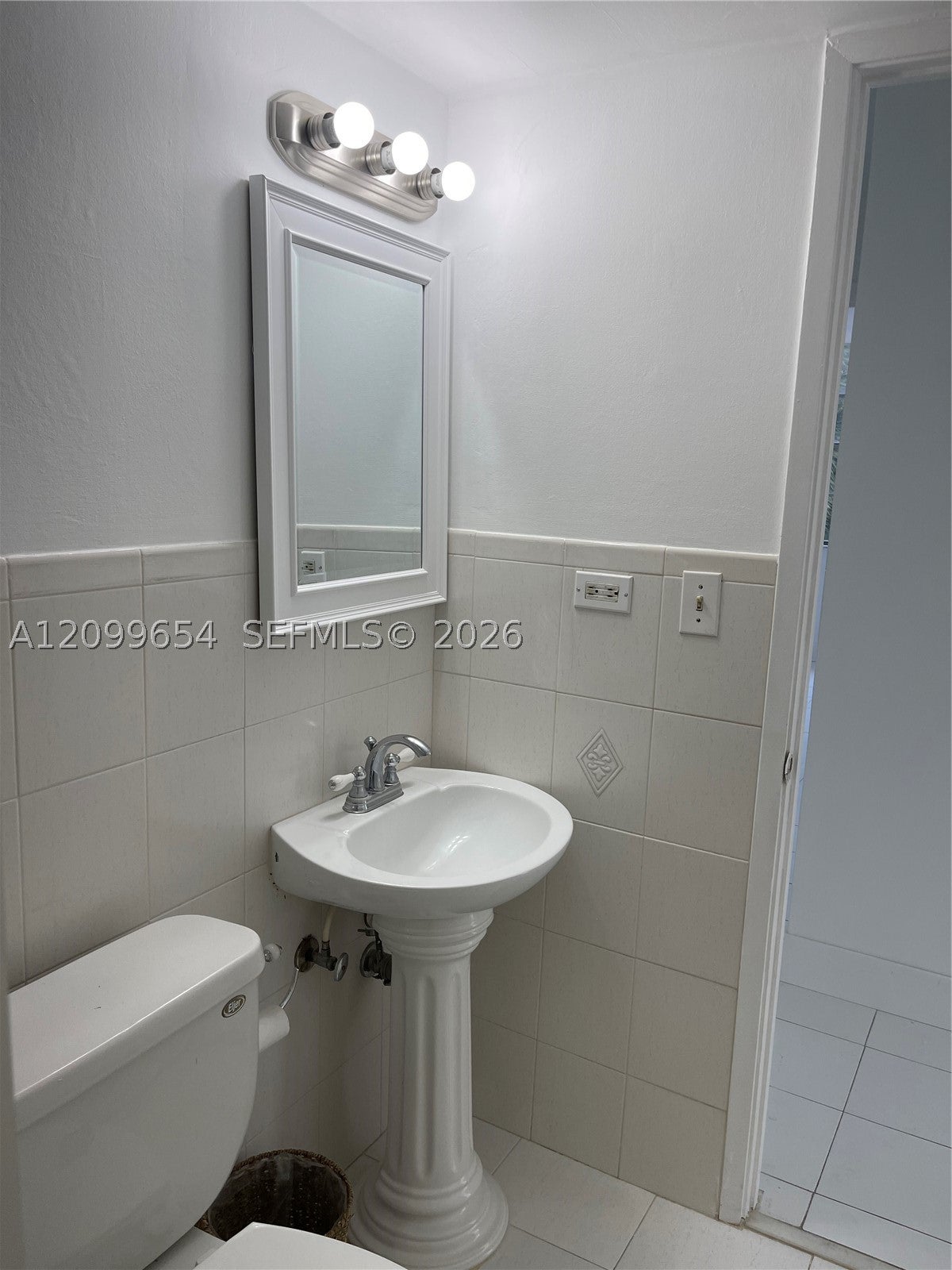 7135 Collins Ave 333