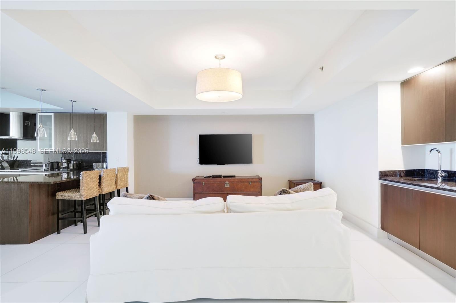 2711 HOLLYWOOD BEACH COND - Residential