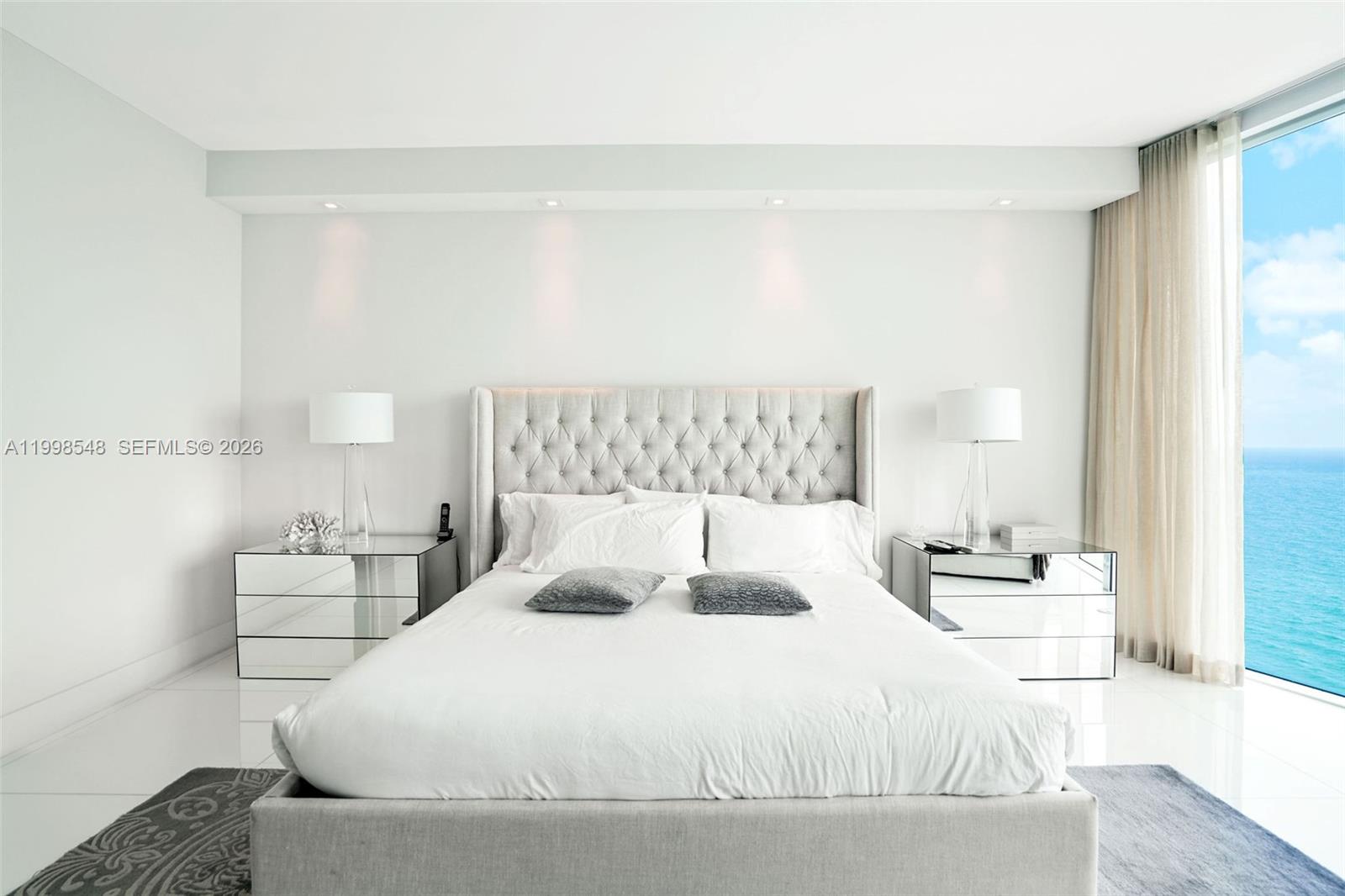 2711 HOLLYWOOD BEACH COND - Residential