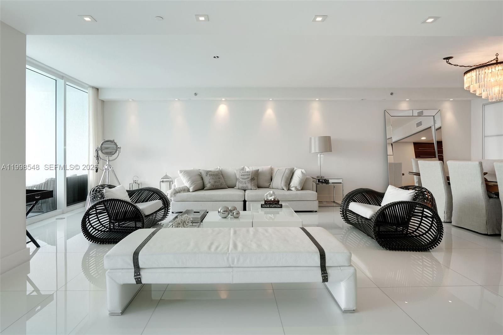 2711 HOLLYWOOD BEACH COND - Residential