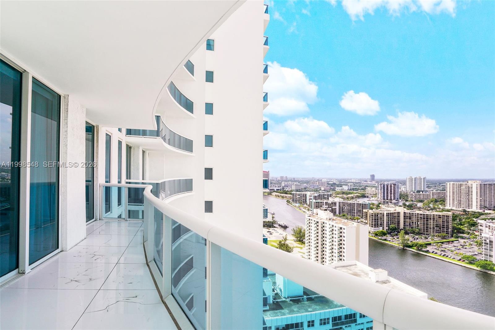 2711 HOLLYWOOD BEACH COND - Residential