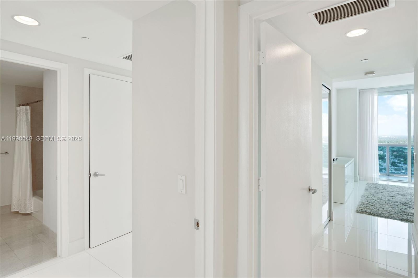 2711 HOLLYWOOD BEACH COND - Residential