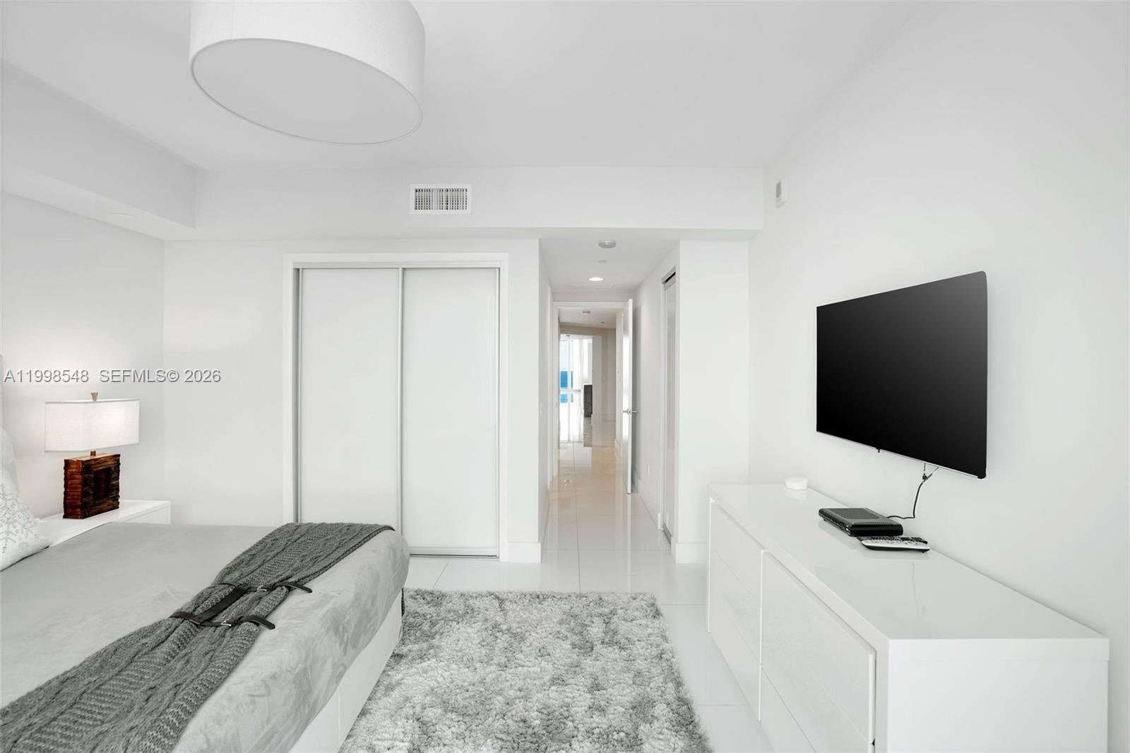 2711 HOLLYWOOD BEACH COND - Residential