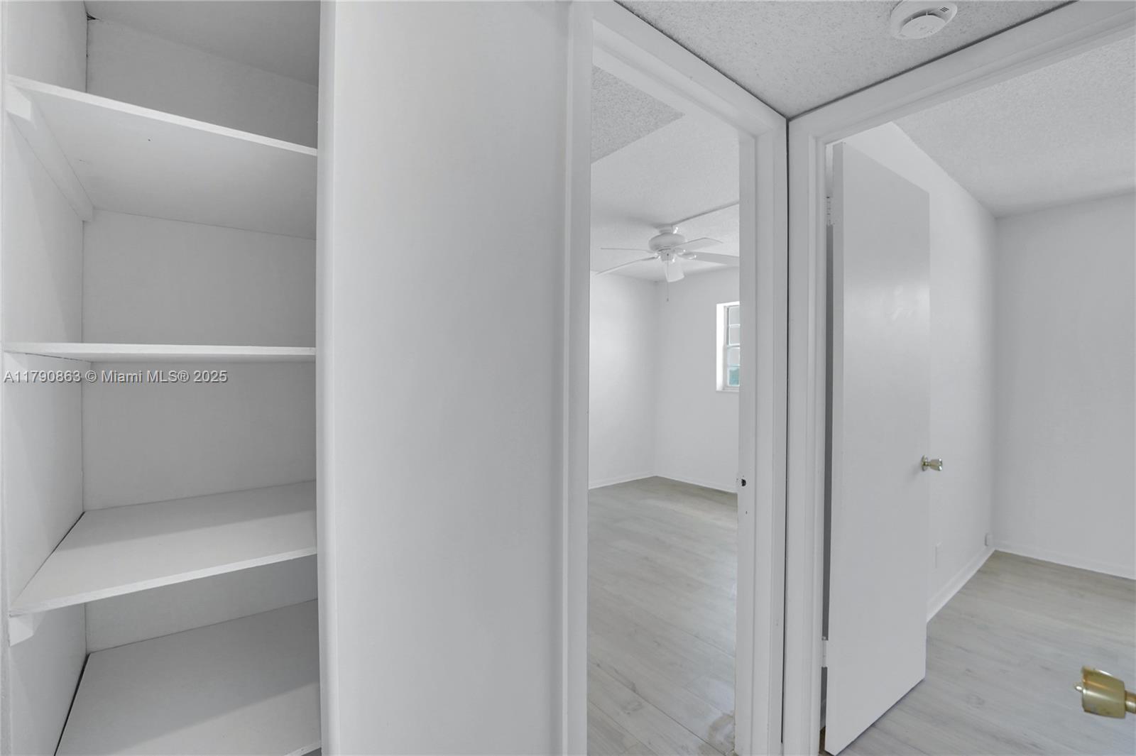 WARRENTON HOUSE CONDO - Residential