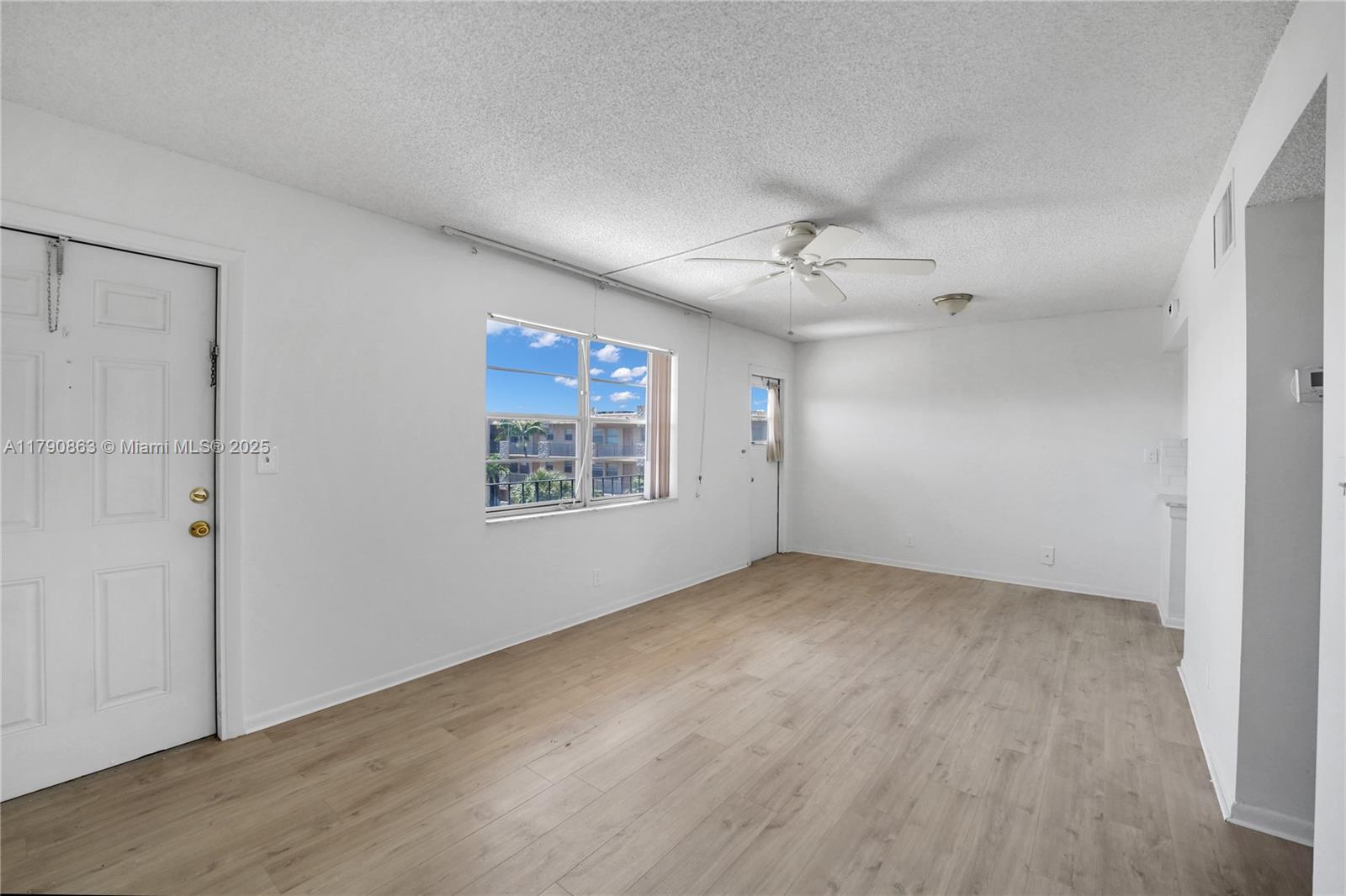 WARRENTON HOUSE CONDO - Residential