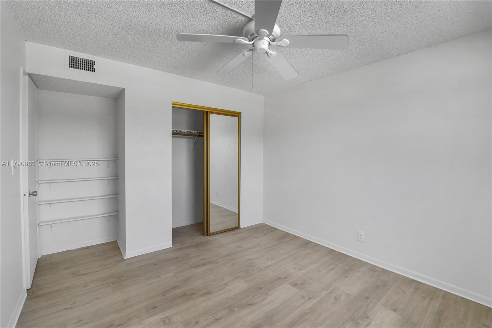 WARRENTON HOUSE CONDO - Residential