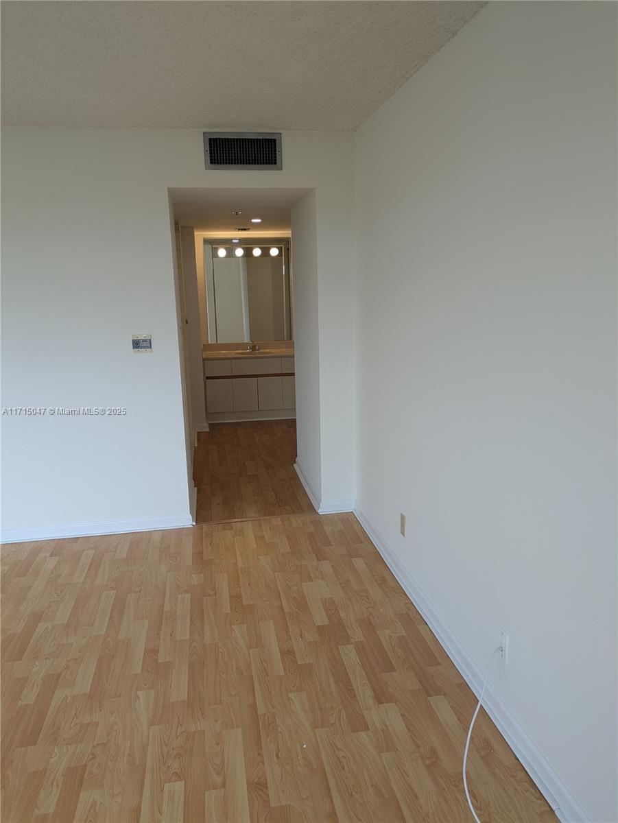 ANCHOR BAY CLUB CONDO - Residential