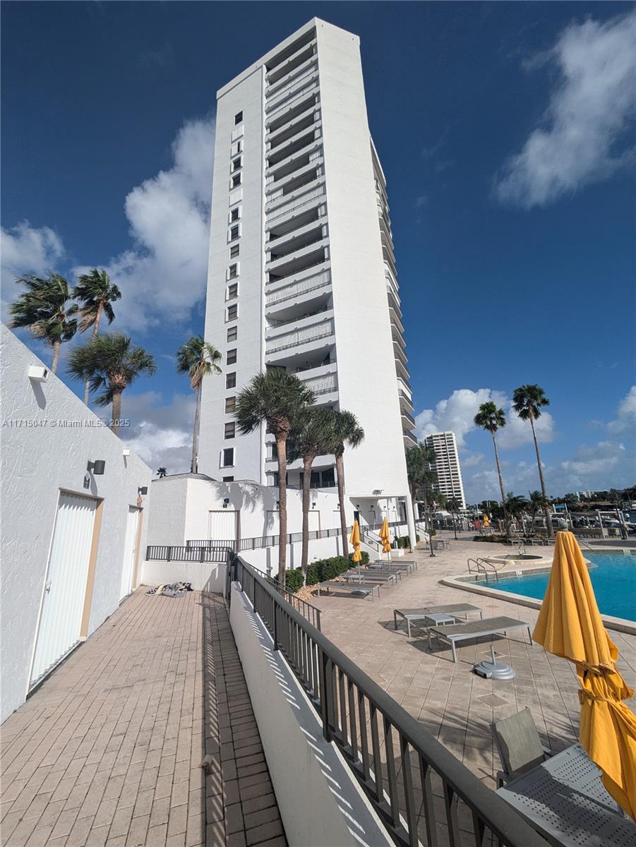 ANCHOR BAY CLUB CONDO - Residential