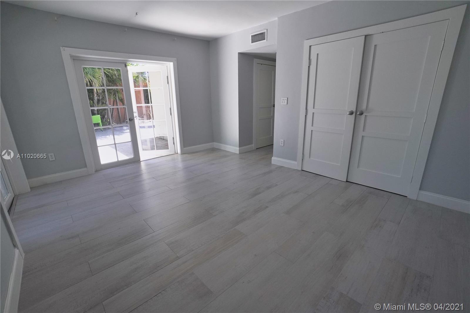 BISCAYNE POINT - Residential