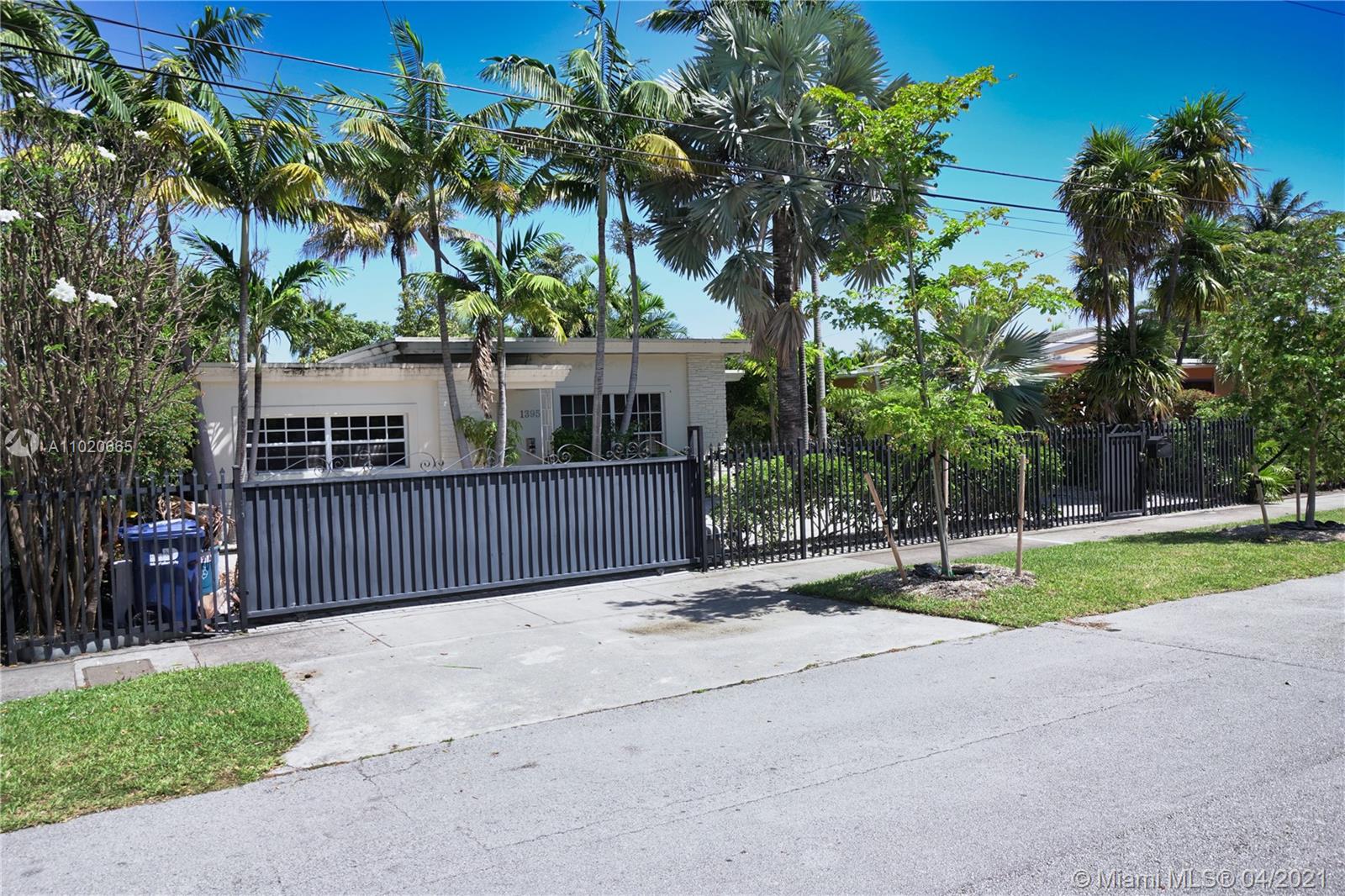 BISCAYNE POINT - Residential