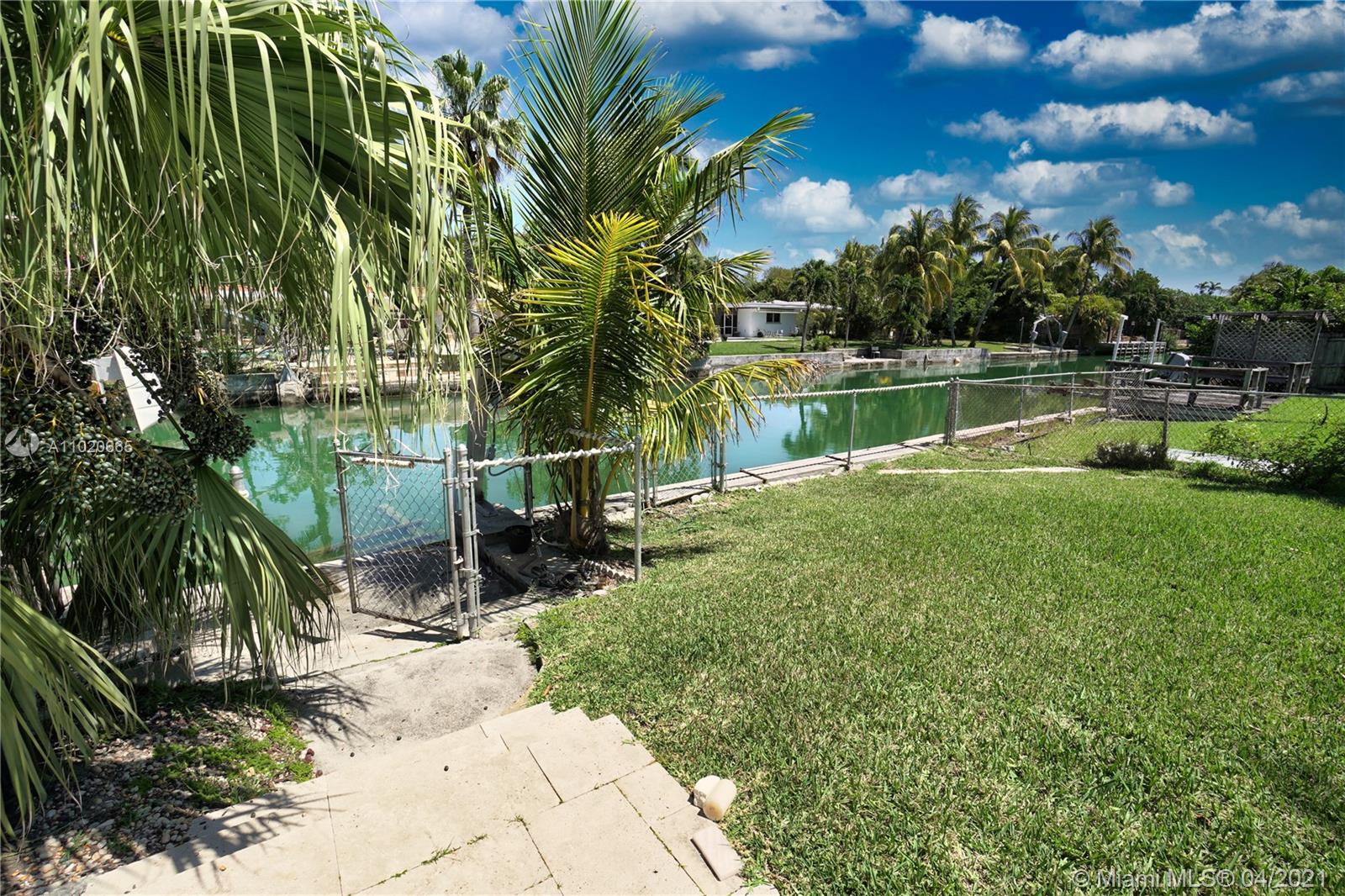 BISCAYNE POINT - Residential